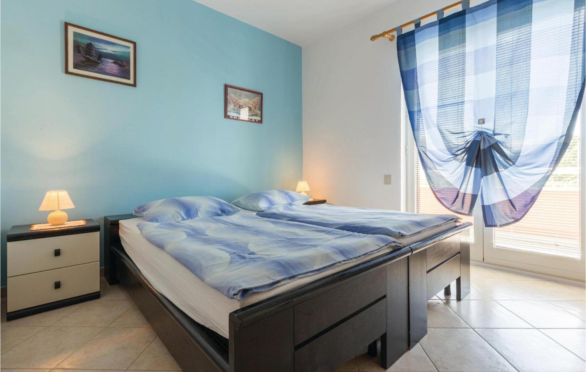 2 Bedroom Beautiful Apartment In Savudrija Exterior photo