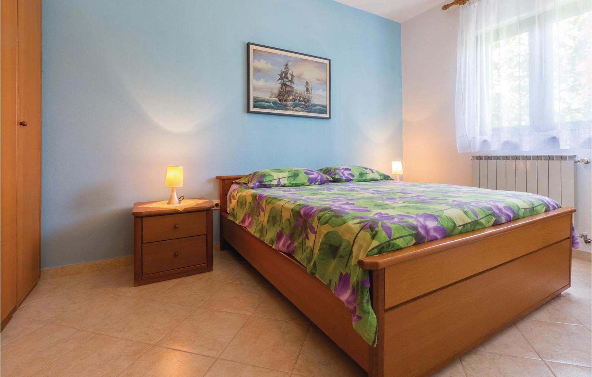 2 Bedroom Beautiful Apartment In Savudrija Exterior photo